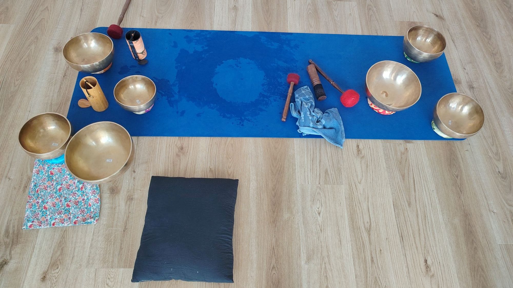 Après un atelier bols chantants pour les enfants à La Rochelle