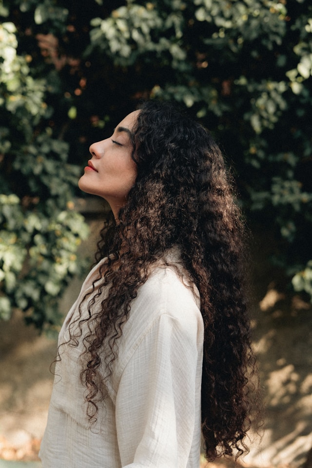 femme détendue, stress chronique apaisé